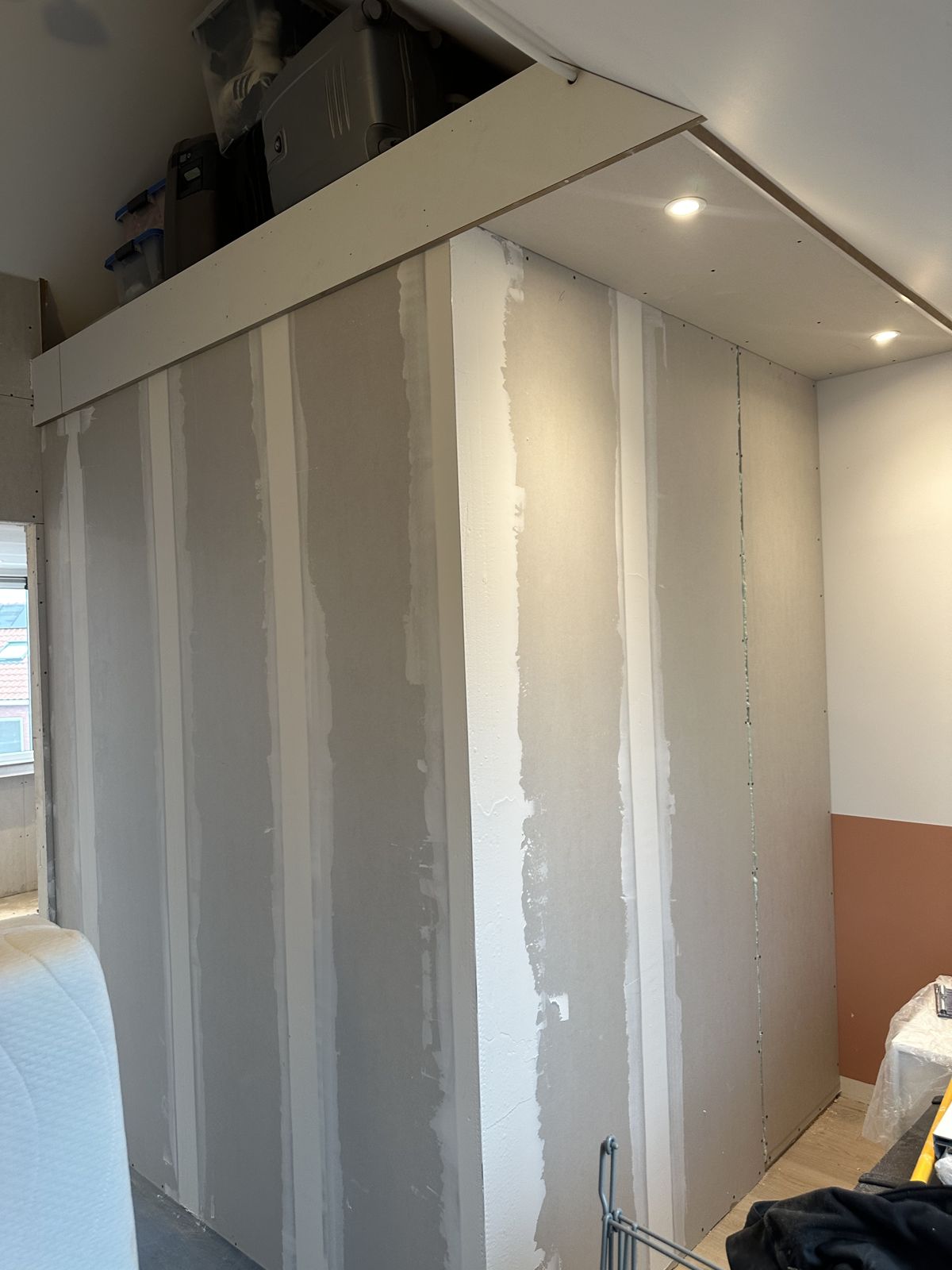 Zolder ingericht tot twee extra slaapkamers in Nuenen